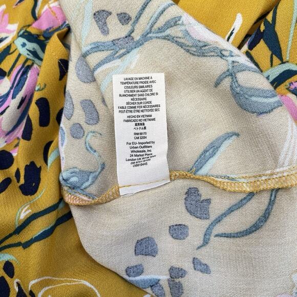 Free People Bella Tunic Blouse Top Womens Size S Yellow Floral Flowy Boho NWT - Picture 7 of 9